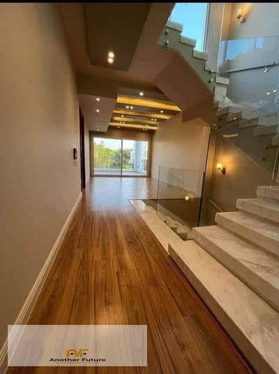 For a quick sale: Luxury twin house, ready for immediate handover, located in a prime compound on the Dahshur Link Road. For a quick sale: Luxury twin house, ready for immediate handover, located in a prime compound on the Dahshur Link Road.