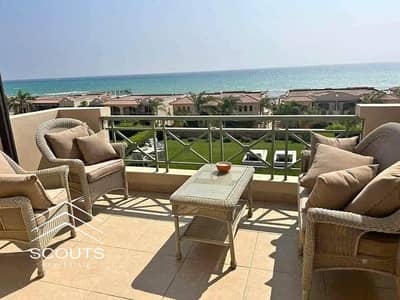 شاليه للبيع متشطب بالكامل مودرن استلام فوري جاهز للسكن + الاستثمار بسعر لقطه وفيو مفتوح بجوار بورتو السخنه  دقايق من تلال