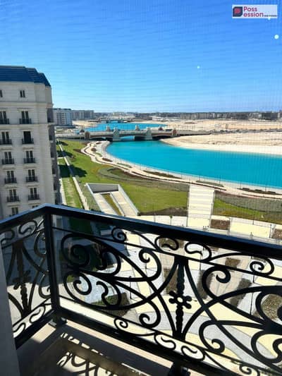 بمقدم 600 الف, شاليه صف اول استلام فوري 202م بحري الطريق seaview  في الحي اللاتيني للبيع متشطبة  في العالمين الساحل الشمالي