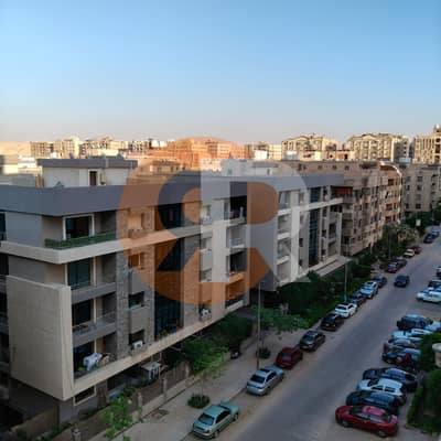 A spacious apartment for sale in Zahraa El Maadi, 7th District