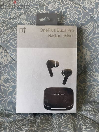 OnePlus Buds Pro Silver - Sealed & Brand new