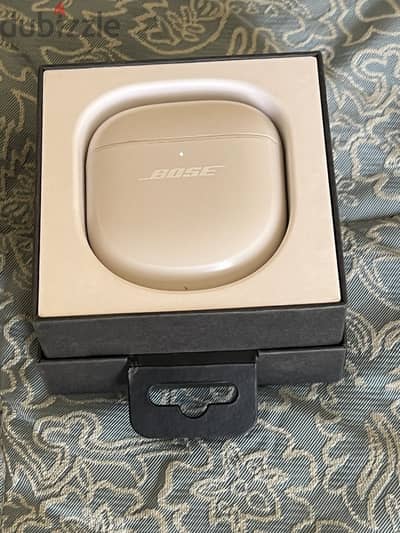 BOSE Quiet Comfort ii - Great Condition - ivory sandstone عاجي