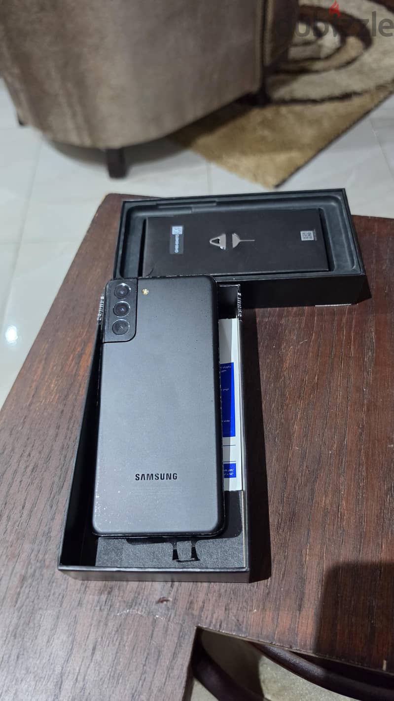 Samsung S21 Plus 1