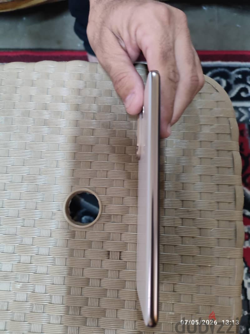 Vivo V60 3