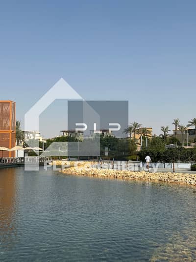 Apartment for sale ready to move, super-lux finish at the lowest price on the market in the Mivida Emaar compound, Fifth Settlement.