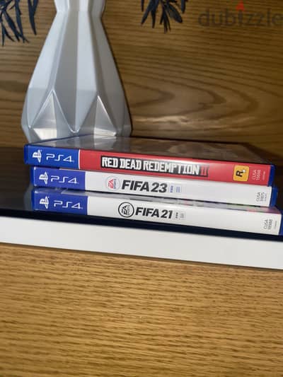 PlayStation 4 slim with box
