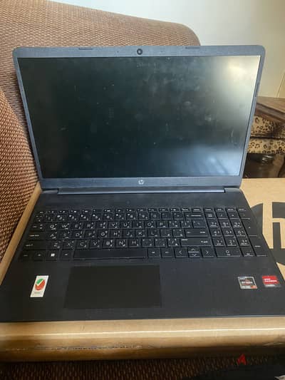 Hp laptop 15s-eq2009ne باقي المواصفات علي صور الكرتونه
