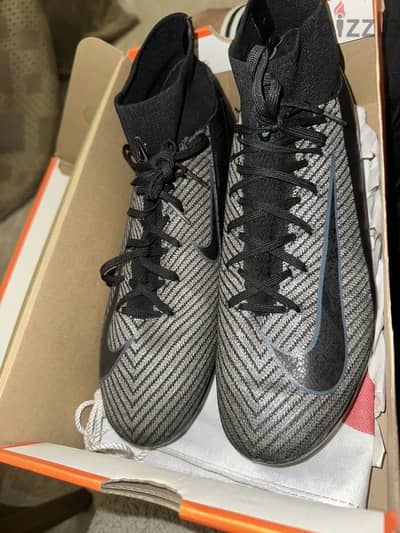 Mirror size 43 مقاس ٤٣