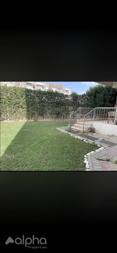 شقة بحديقة للبيع في كومبوند ذا ادريس The Address الشيخ زايد بالفرش والمطبخ