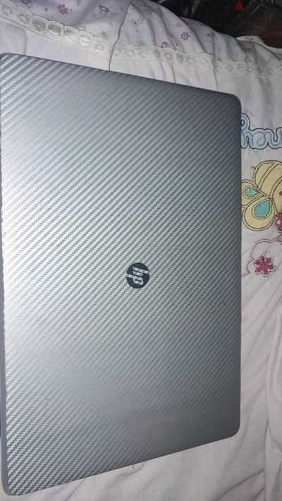 HP Notebook 15 Core i5 7th Gen / 8GB RAM / SSD 256 + HDD 1TB / AMD 4GB