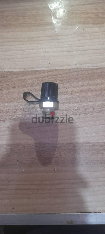 شيك بلف نحاس R1/2 (1/2 بوصة) جديد