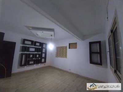  للإيجار – شقة أرضي بحديقة | شارع 104 – المعادي