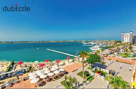 شاليه للبيع في مارينا 5 ( Marina 5 ) العلمين الجديده الساحل الشمالي داخل جزيره 22 بجوار بوابه اليخوت دقايق من مطار العلمين الدولي