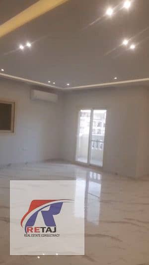 أول سكن للإيجار بفيلات البنفسج – التجمع الأول | 250م بالمطبخ والتكييفات