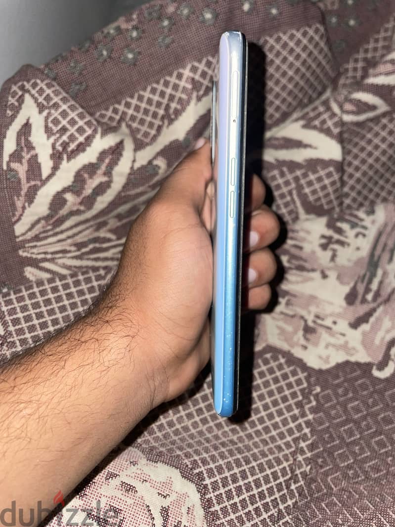 Realme 7 4