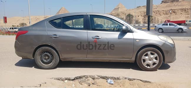 Nissan Sunny 2015