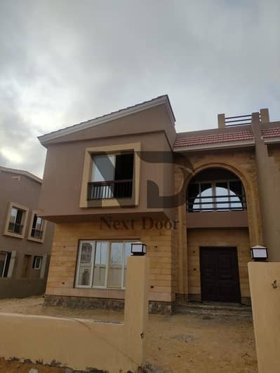 Townhouse for Sale in Maadi View El Shorouk | Private Garden & Spacious Roof