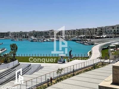 فيو حمام السباحه شاليه للبيع في مارينا 2 مراسي الساحل الشمالي