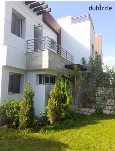 Corner Townhouse for Rent in Hyde Park – Semi Furnished Corner Townhouse for Rent in Hyde Park – Semi Furnished