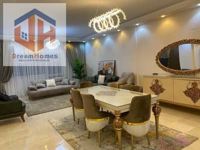 For sale 200 meters cash in b8    best design in stages of Madinaty