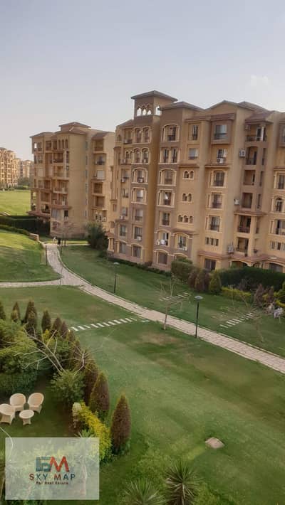 فرصه للبيع بأرقي مراحل مدينتي B1 شقه 175 متر تشطيب سوبر للوكس فيو وايد جاردن بحري أفضل للوكيشن في مدينتي خطوات للخدمات وسوبر ماركت مترو