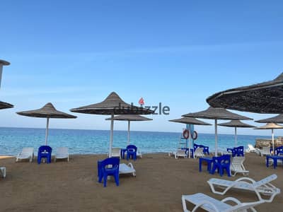 عيش تجربة شاطئية حصرية في منتجع جوليانا بيتش