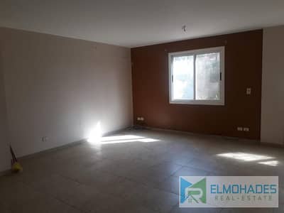 A spacious apartment for rent under New Law located in Al Rehab City. The unit offers 171 sqm with partial finishing, making it a great opportunity to