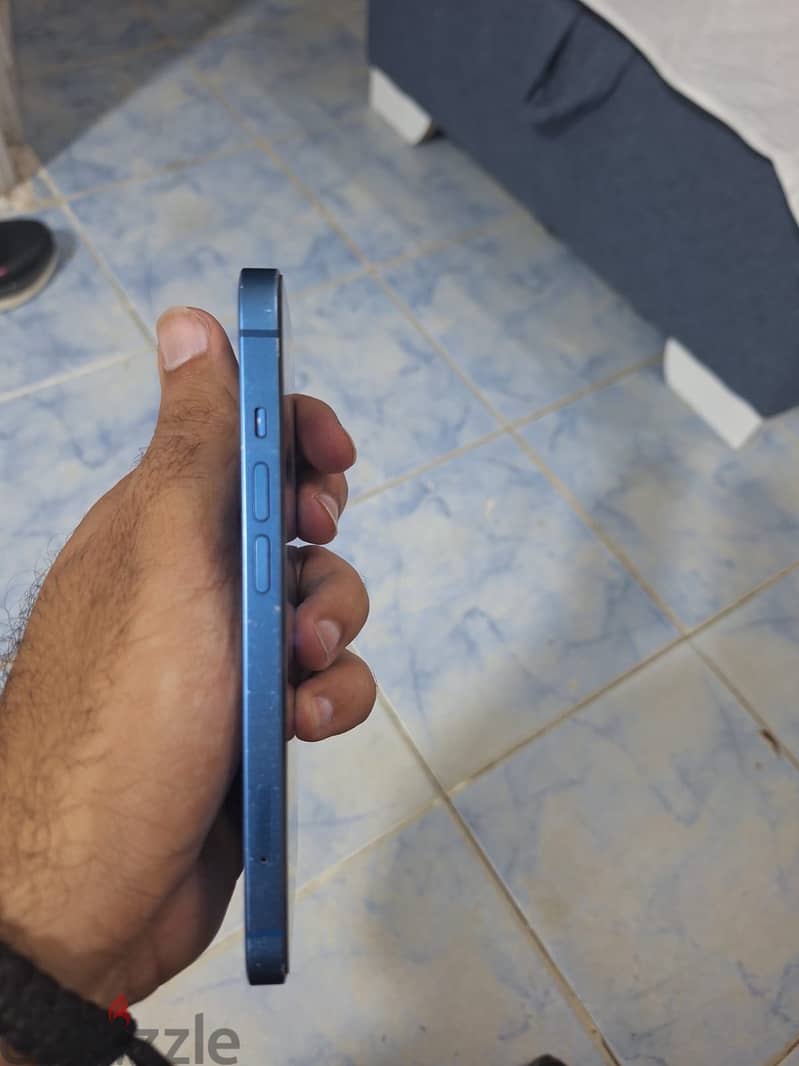 Apple - iPhone 13 4