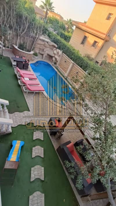 فيلا ستاند الون للبيع فى الرحاب هيلز مفروشه بالكامل بحمام سباحه