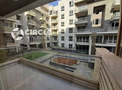 شقة واسعة 160م بدون تشطيب (طوب أحمر) تمنحك الحرية الكاملة للتنفيذ والتصميم حسب ذوقك، في كمبوند ماونتن فيو آي سيتي الشهير، القاهرة الجديدة.