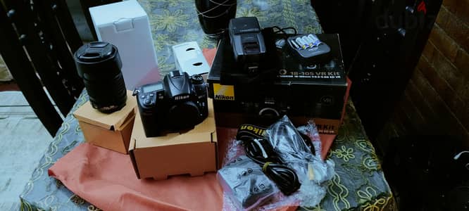 باكدج نيكون d7000 بحالة الجديد شتر5k فقط يعني جديده