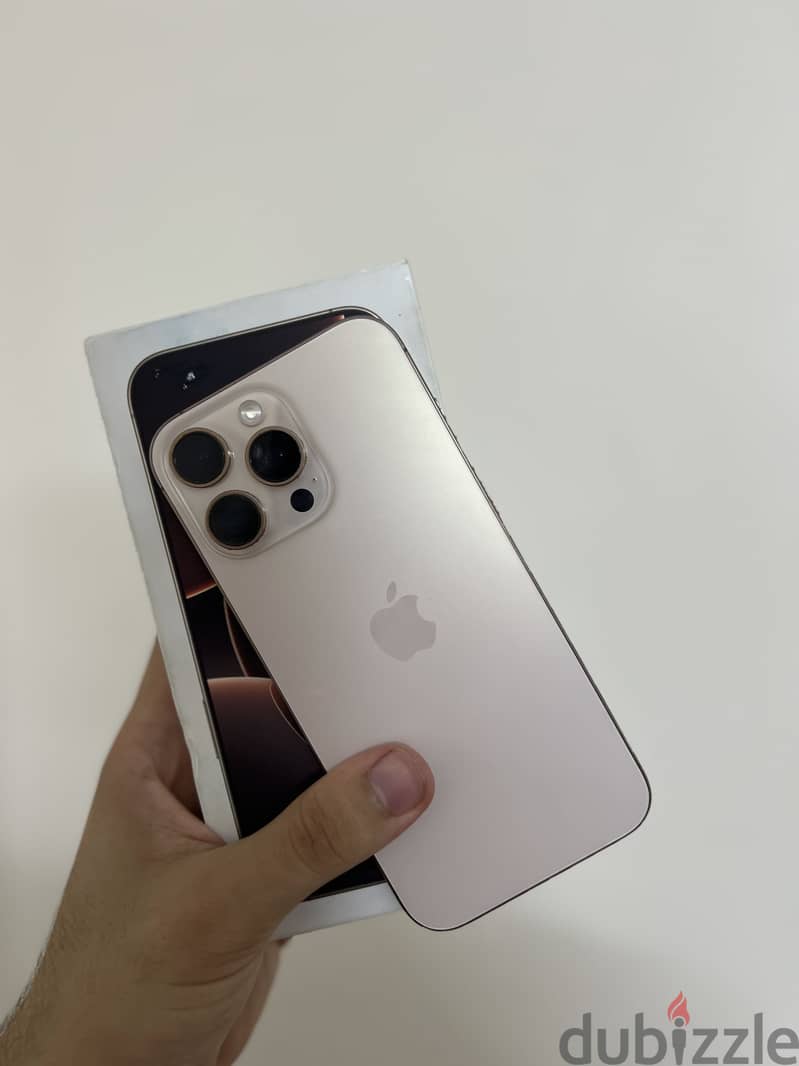 Apple - iPhone 16 Pro Max 2