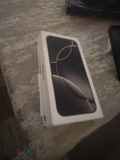 Apple - iPhone 16 Pro Max