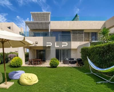 فيلا استاندالون ريسيل للبيع متشطبة بالمطبخ والتكيفات وجاهز للاستلام فوري في هاسيندا باي بالم هيلز الساحل الشمالي سيدي عبد الرحمن بالكيلو 124