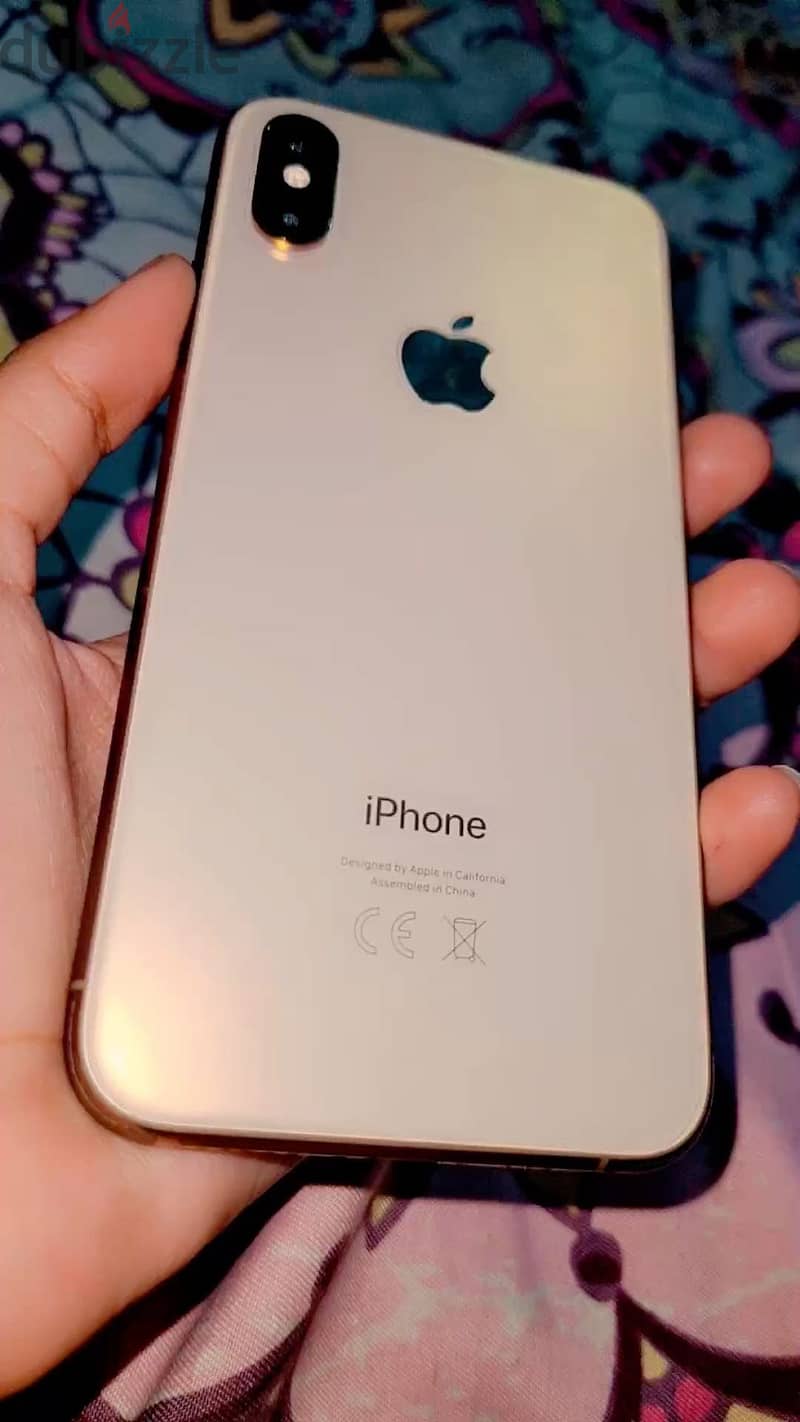 Apple - iPhone XS 1