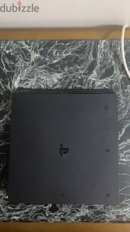 ps4 slim 1