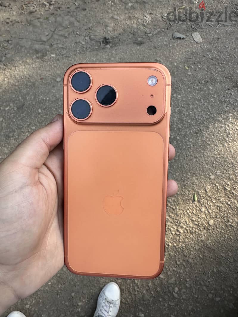 iPhone 17 Pro Max 2