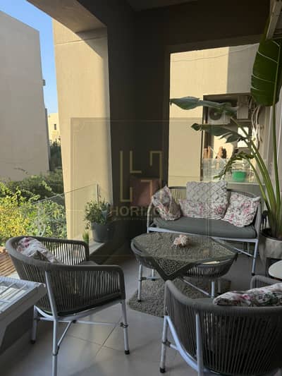 شقة 146م بالمطبخ + تشطيبات خاصه للبيع في فيلدج جيت بالم هيلز التجمع القاهرة الجديدة Apartment sale Village Gate Palm Hills