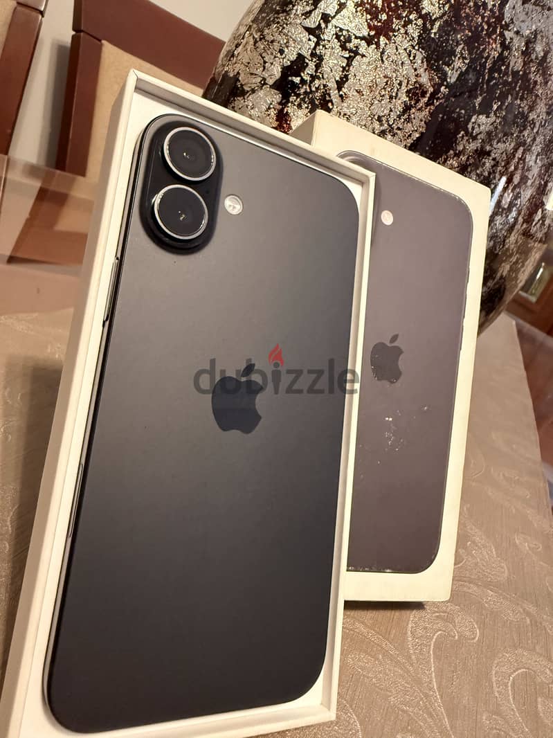 Apple - iPhone 16 Plus 1