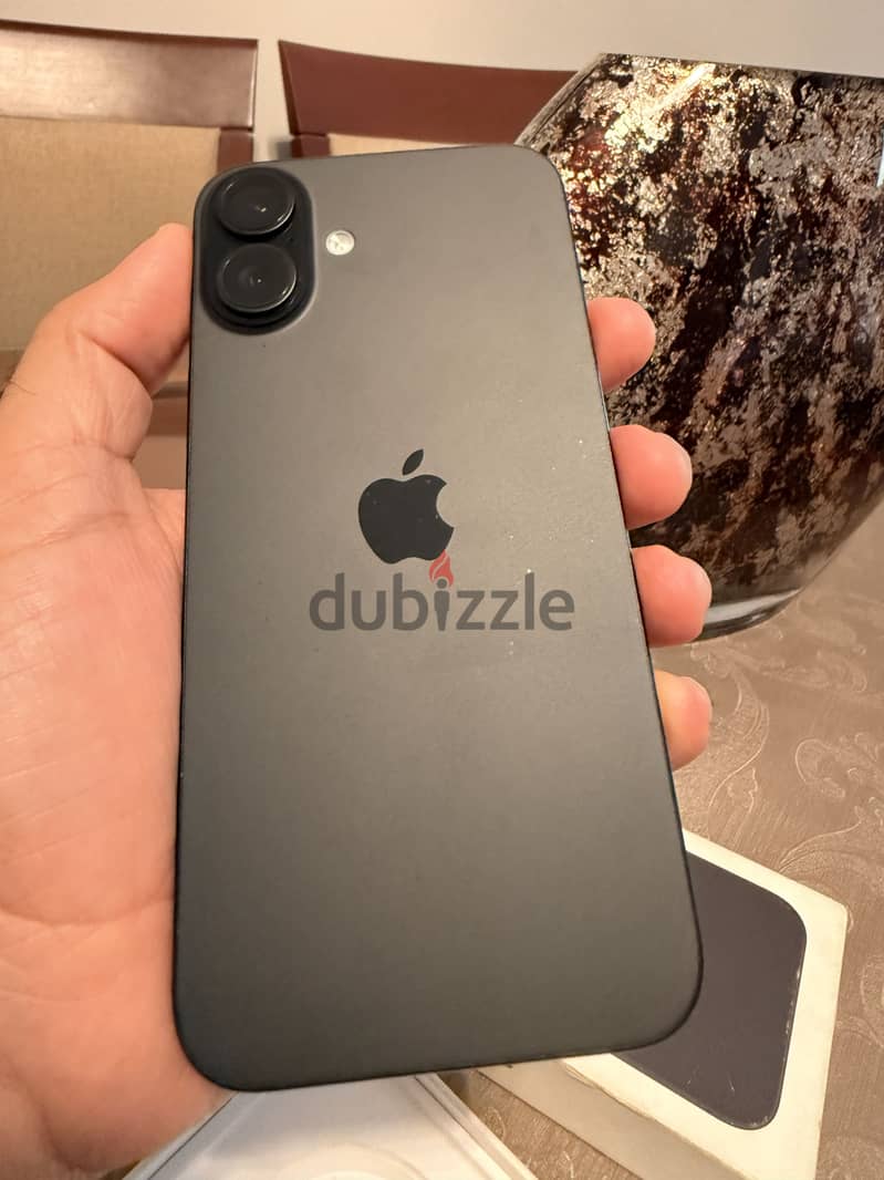 Apple - iPhone 16 Plus 8