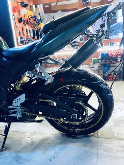 Kawasaki ZX-10R 2005 افراج