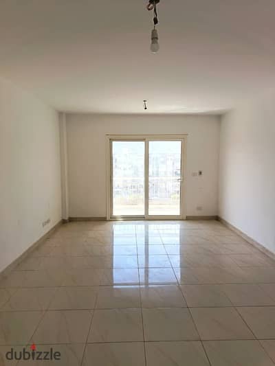 Apartment for Rent (Long-Term Lease) in Madinaty – B12, Close to the Phase Services and East Hub Mall.