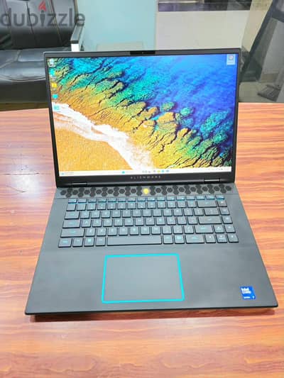 dell Alienware M16 R2 Gaming Ultra7 RTX4070  8g
