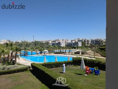شاليه للايجار في امواج الساحل الشمالي- Amwaj North Coast ب اطلاله على حمام السباحة