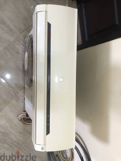 بحالة ممتازة