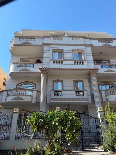 Super Lux Apartment for Sale in Narges 11 Villas – Kitchen & ACs Included