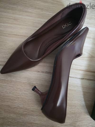 PIXI brown heels هيلز بني من بيكسي