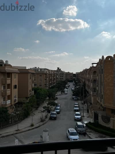 شقه للبيع