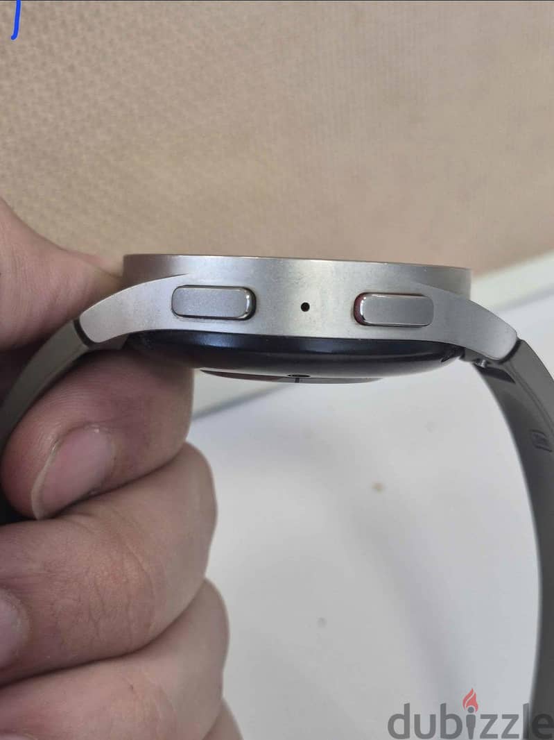 mint condition Galaxy watch 5 pro Titanium 45m 1