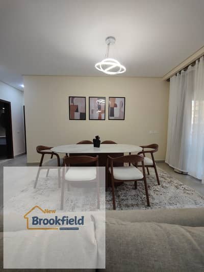 شقه للايجار اول سكن مفروشه بالكامل فى كمبوند 90 افينيو بجوار شارع التسعين والجامعه الاميريكهApartment for Rent in 90 Avenue New Cairo